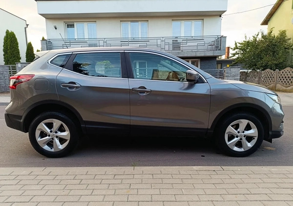 Nissan Qashqai cena 69900 przebieg: 74000, rok produkcji 2020 z Lipno małe 781